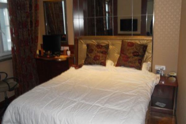 Fuyu Bo Lai Mei Business Hotel (Songyuan)